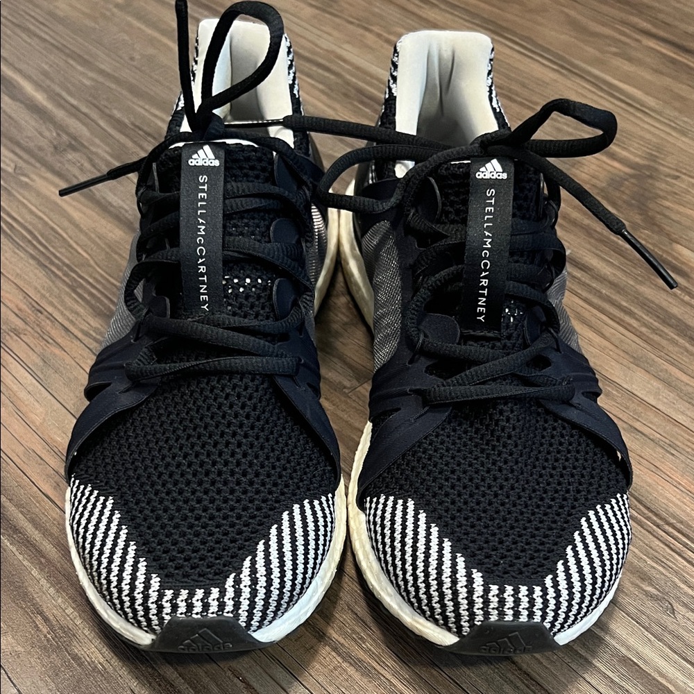 Adidas Stella McCartney x Wmns Ultra Boost ‘Black Granite’ (slightly used)
